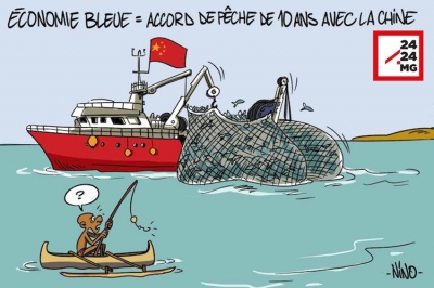 A cartoon that ran on the Malagasy news site 2424.mg. The caption reads “Blue Economy = 10-year fishing deal with China.” 